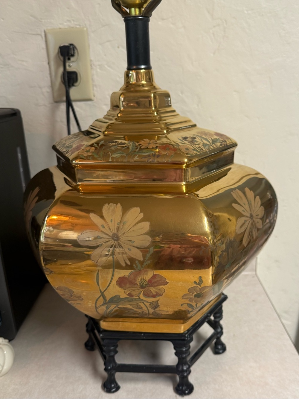Vintage Solid Cast Brass Chinoiserie Ginger Jar Table Lamp hand painted flowers